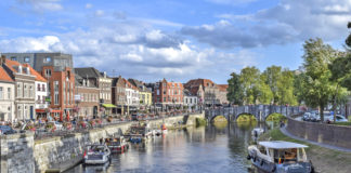 Roermond is situated in the middle of the province of Limburg bordered by the River Maas to the west and Germany to the east.