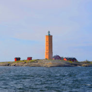 Measuring more than 25 meters high, this octagonal tower was built in 1862. The island is accessible by boat from the capital in less than an hour.