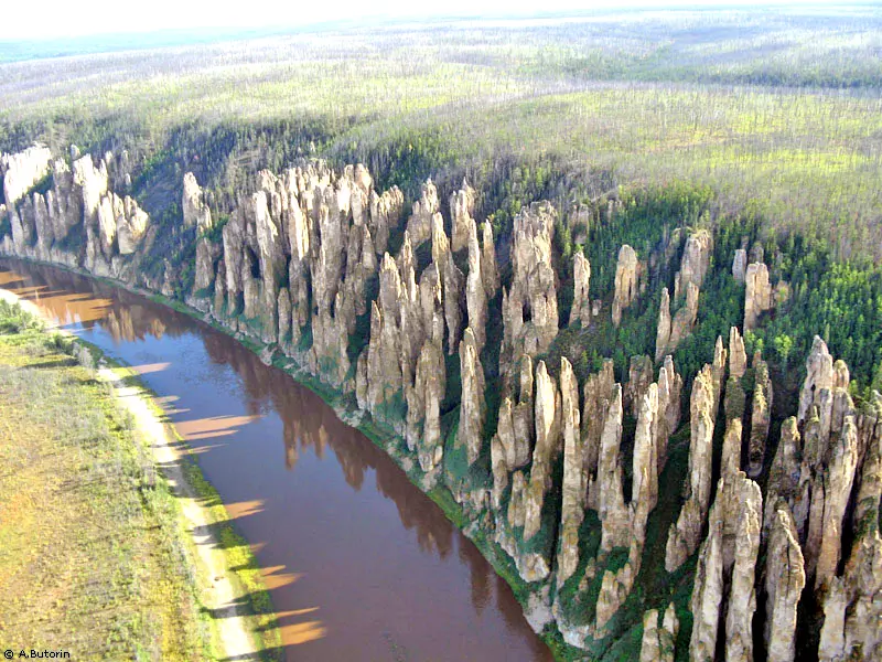 Par A.Butorin — https://kvartirka.com/blog/10places_you_must_see_in_russia/, CC BY-SA 4.0, https://commons.wikimedia.org/w/index.php?curid=72717925