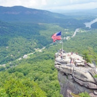Chimney Rock, is a granite monolith , a famous rock formation that offers 75 km of views in western North Carolina, about four hours from Atlanta, United States.