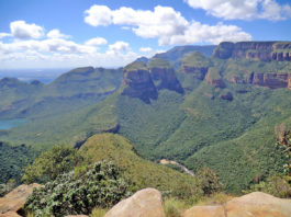 The Blyde River Canyon is located in the province of Mpumalanga in South Africa, in the east of the historic Transvaal region.