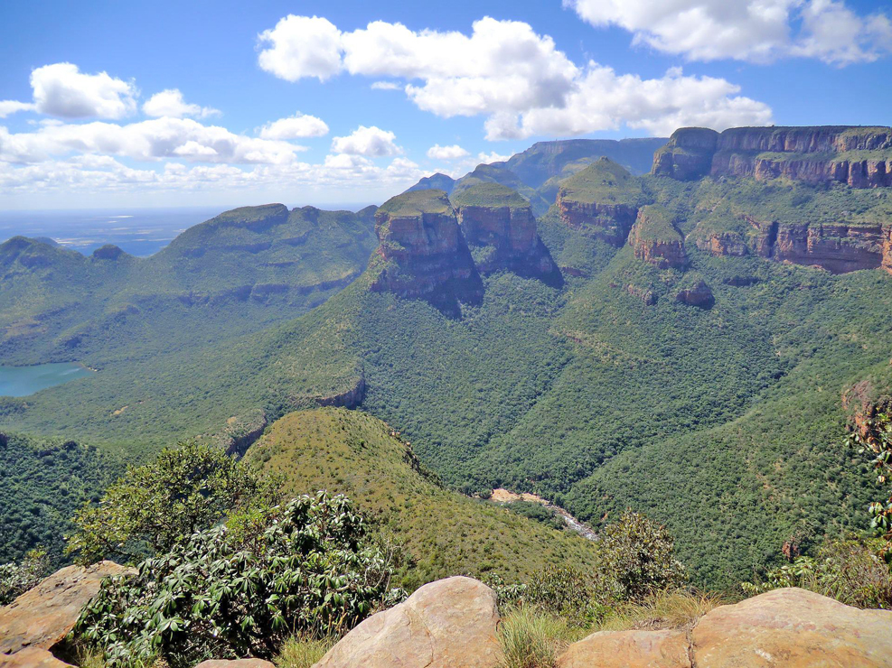 The Blyde River Canyon is located in the province of Mpumalanga in South Africa, in the east of the historic Transvaal region.