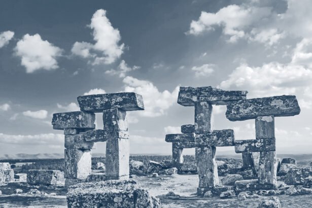 Located on a peninsula surrounded by deep valleys, the important structures of the city include a castle, temples, theatre, stadium and rock tombs.Anatolia's Stonehenge in all its glory.