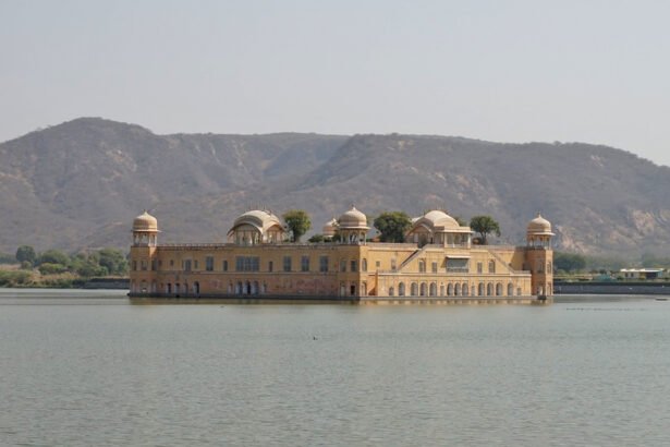 Jal Mahal is a famous historical palace located in the middle of Mansagar Lake in Jaipur, the capital city of Rajasthan, India