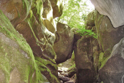 The Devil's Gorge is located on the edge of the Ferschweiler Plateau in the German-Luxembourg National Park in the southern Eifel region near the town of Irrel.