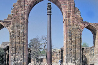 on Pillar or Mehrauli Iron Pillar is an archaeological relic and metallurgical curiosity located in the Qutub Minar complex