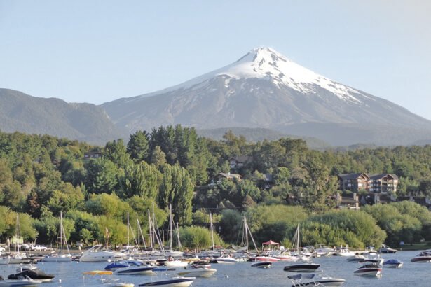 Pucón is a small town in the Province of Cautín, Araucanía Region , Chile.