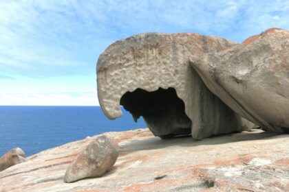 Remarkable Rocks is a group of granite boulders on top of a dome located on the western side of the island within Flinders Chase National Park , on Kangaroo Island, Australia.