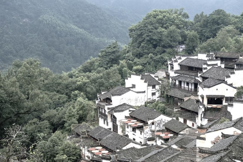 Wuyuan Huangling is an mountain ancient village, in the east of Wuyuan County, Jiangxi Province, in southeast China China