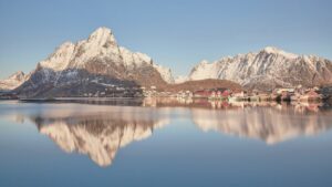 The Lofoten Islands is an archipelago belonging to Norway. They are located in the Norwegian Sea, off the coast of Bodø and north of the Arctic Circle.