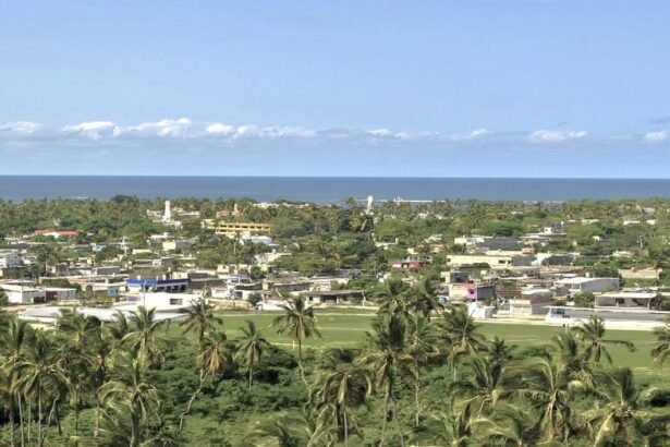 TThe Riviera Nayarit is a 200-mile stretch of coastline over the Pacific dotted with luxury resorts and surf towns , in Mexico.