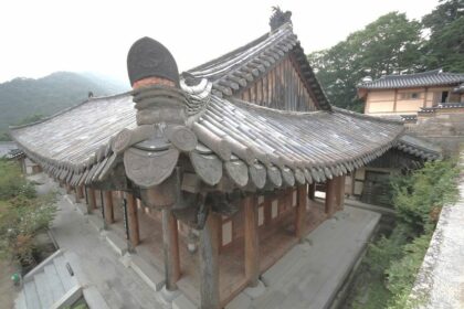 Haeinsa is a Buddhist temple in Gayasan National Park, South Gyeongsang Province, South Korea.