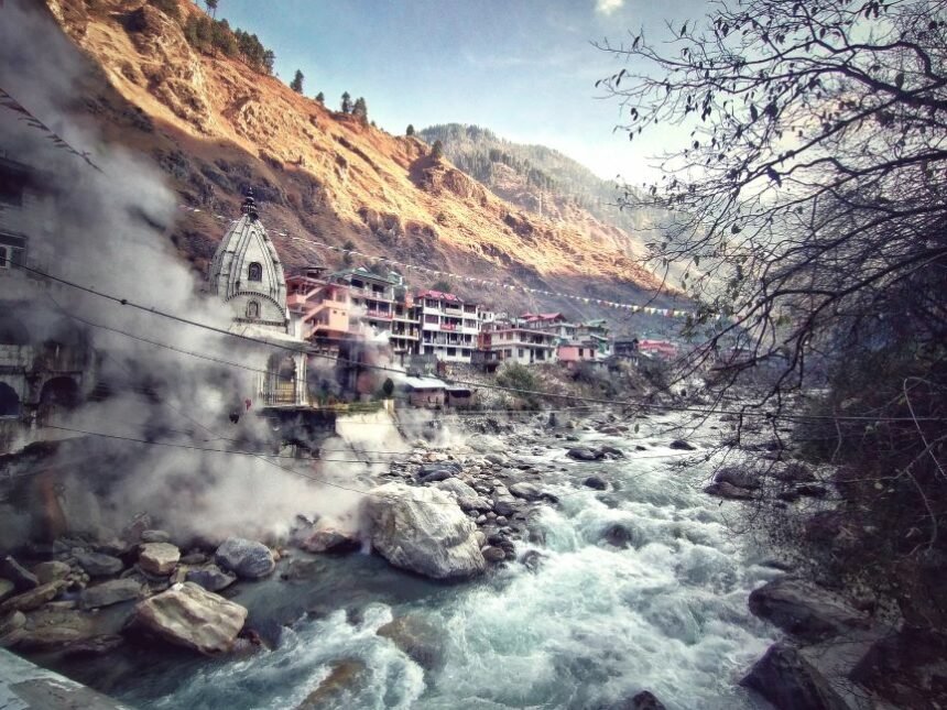 Manikaran is a small town in the Kullu district of Himachal Pradesh,a state in the northern part of India ,in the Western Himalayas.