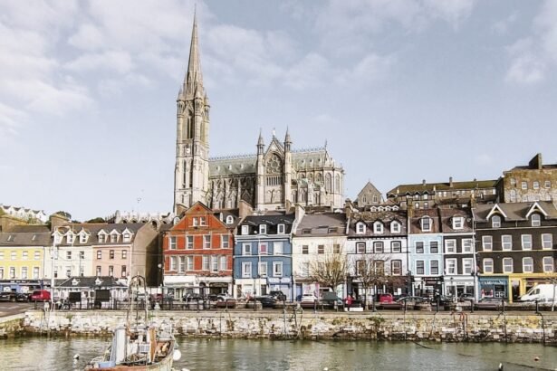 Cobh is a picturesque small port city in County Cork in the south of the Republic of Ireland.