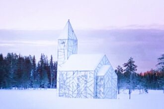 Hägring Glass Church is a model-monument of a church built of pieces of mirror glass , Located along route 92 between Vännäs and Bjurholm , in northern Sweden.