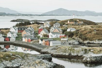 Ona is Norway's southernmost living fishing village wich is located on the tiny island of Ona in the municipality of Ålesund, in the county of Møre og Romsdal.