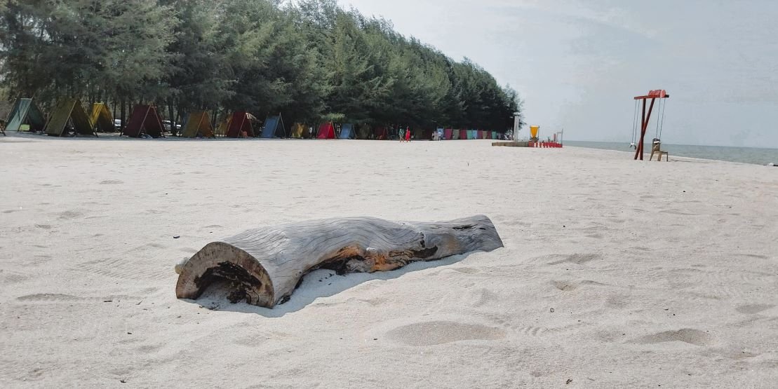 Pantai Romantis or better known as Romance Bay Island Beach is located in Perbaungan District, Serdang Bedagai Regency, North Sumatra, Indonesia.