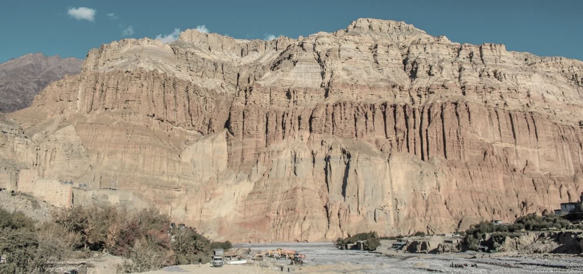 Mustang Caves or Sky Caves, refers to an impressive comlex of more than 10,000 man-made caves dug into the sandstone cliffs of Upper Mustang in northern Nepal.