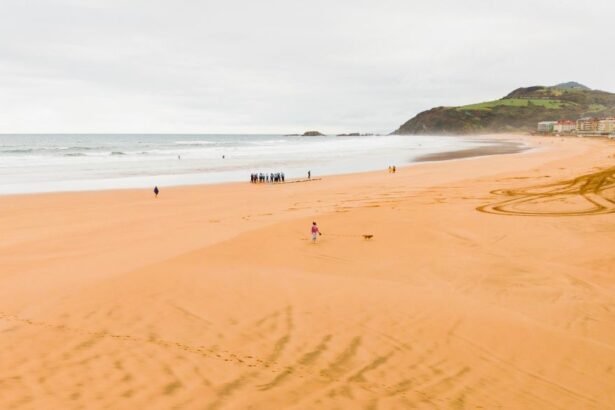 Zarautz is a a charming seaside town in the province of Gipuzkoa in the autonomous community of the Basque Country in Spain.