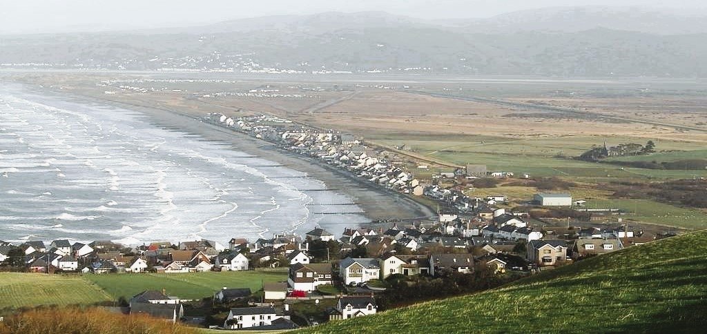 Borth is a coastal village, 7 miles north of Aberystwyth in the county of Ceredigion, Wales , United Kingdom.
