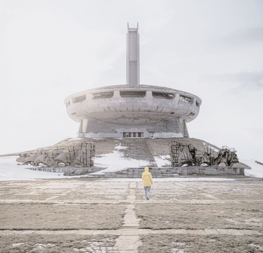 Buzludzha Monument is a abandoned saucer-shaped monument On the remote Buzludzha peak , in the Central Balkan Mountains , in Bulgaria.