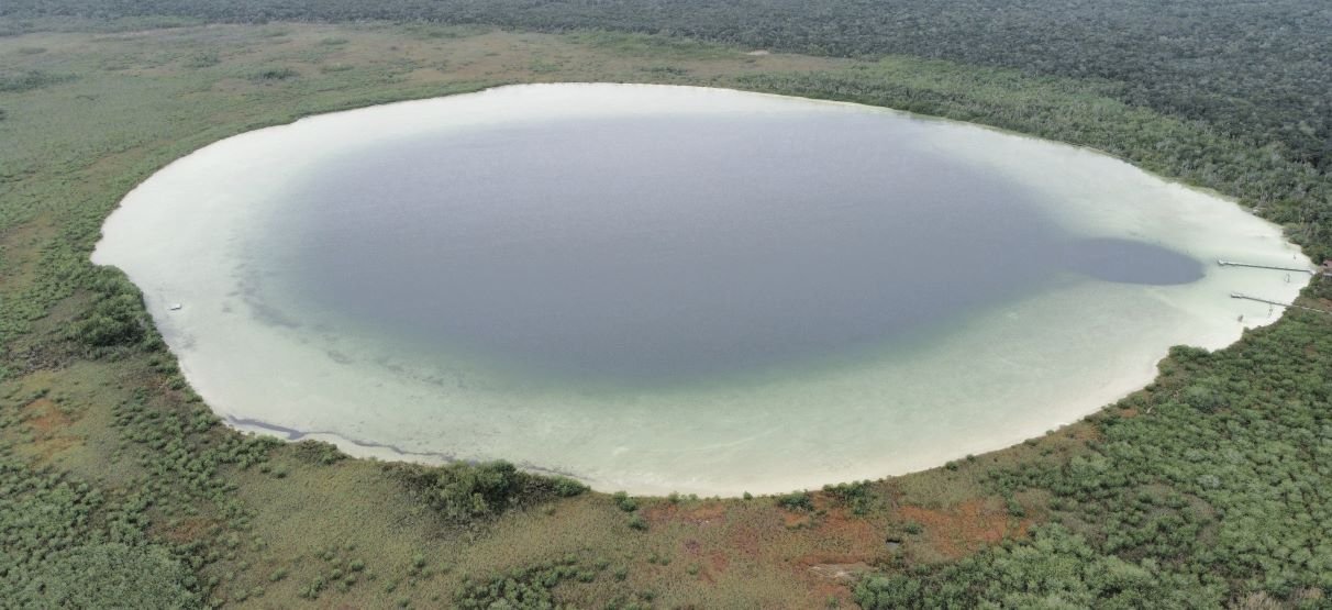 Laguna Kaan Luum is a transparent, shallow lake located southwest of downtown Tulum in Quintana Roo ,Mexico.
