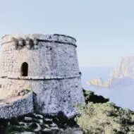 Torre des Savinar also known as Torre del Pirata, is an medieval defence tower along the southern coast of Ibiza (Eivissa) Island.