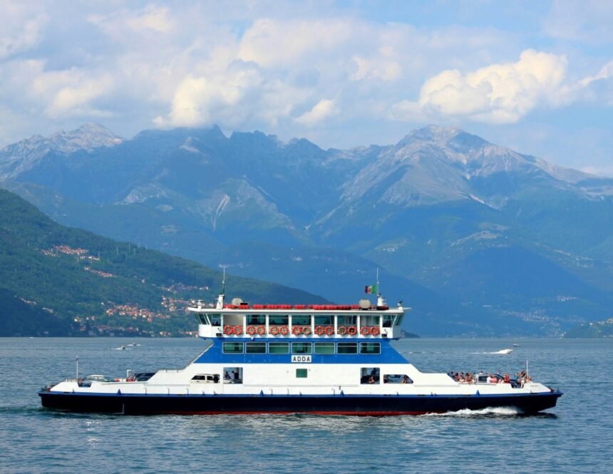 Buying Ferry Tickets In Lake Como The Wanders
